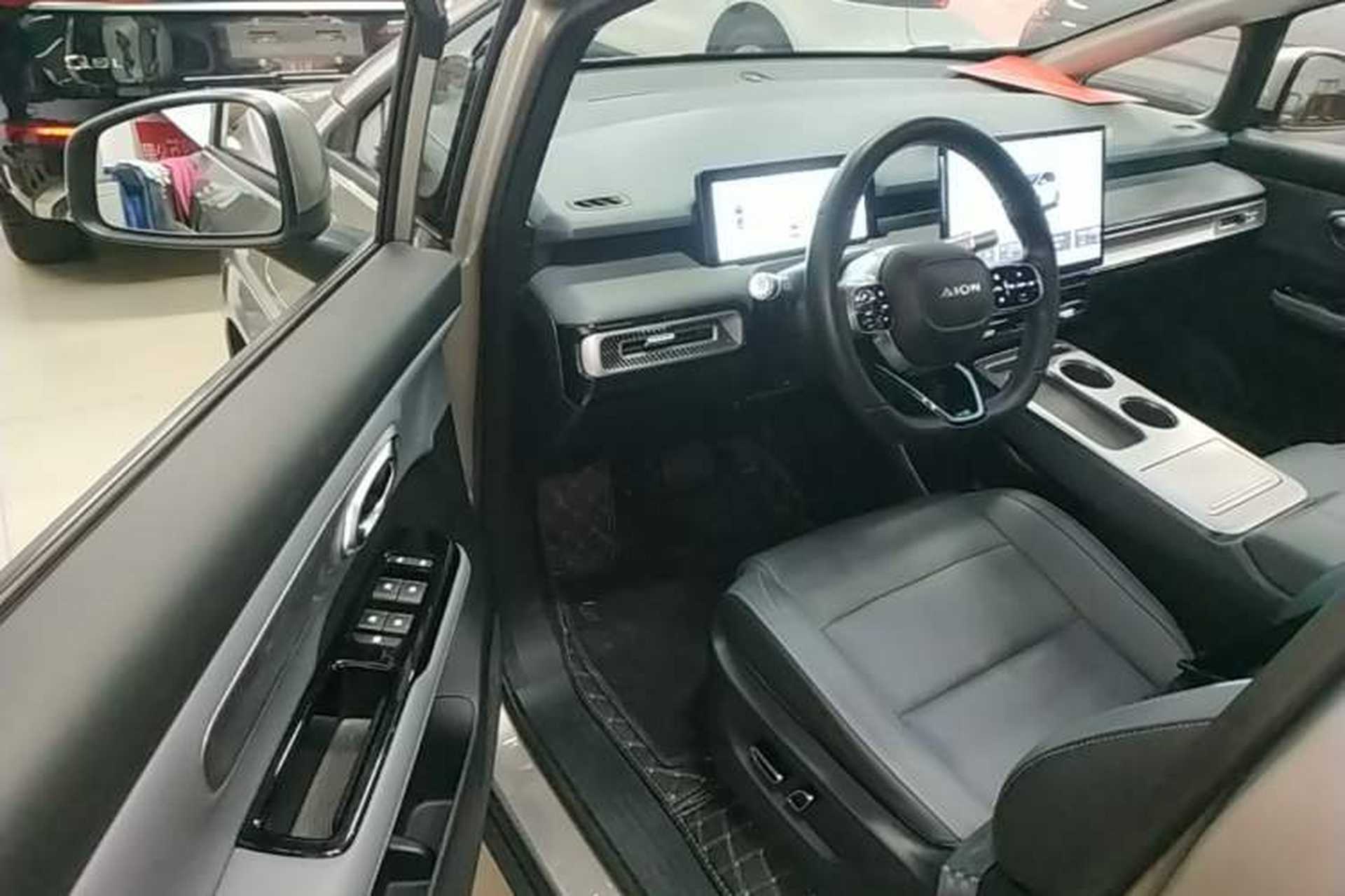 Used AION Y 2023 Younger Star Edition Driver Seat