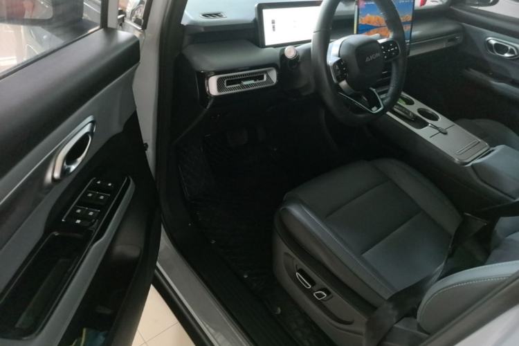 Used AION Y 2023 Plus 510 Smart Edition Driver Seat