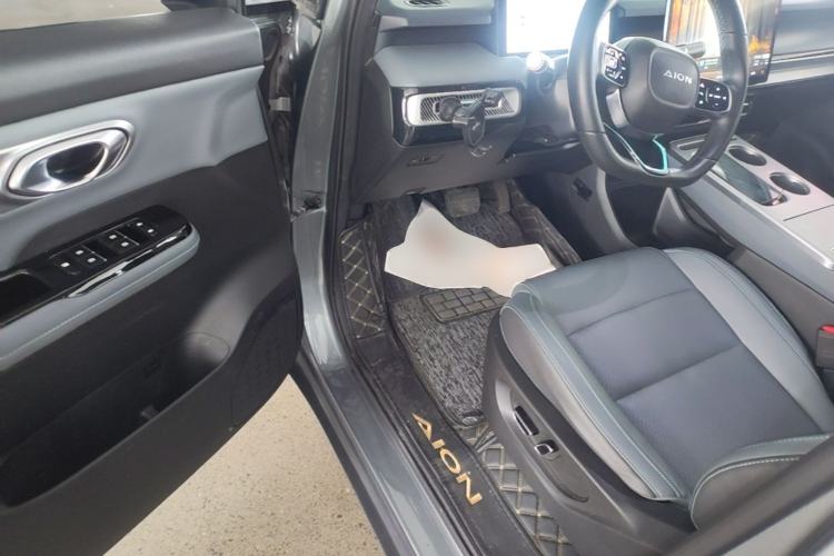 Used AION Y 2023 Plus 510 Smart Edition Driver Seat