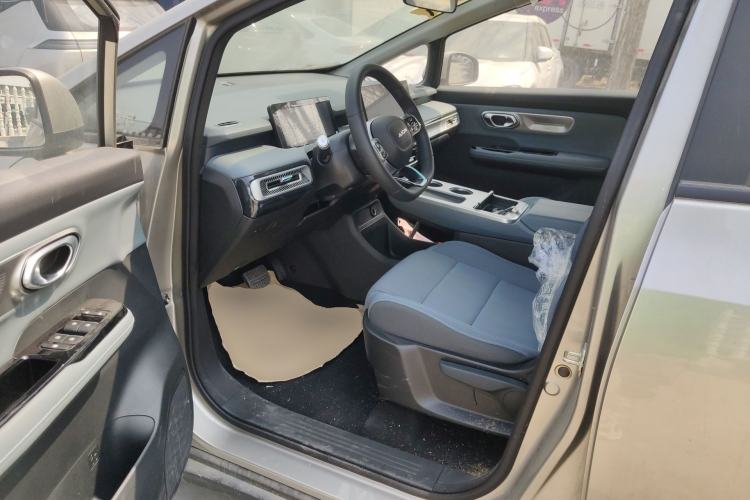 Used AION Y 2023 Younger Driver Seat