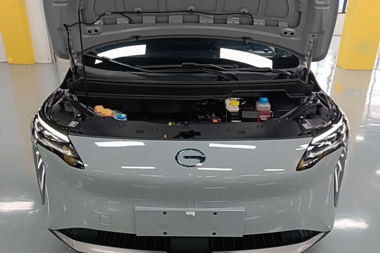 Used AION Y 2023 Younger Engine Bay