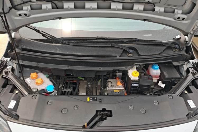 Used AION Y 2023 Plus 610 Enjoy Edition Engine Bay