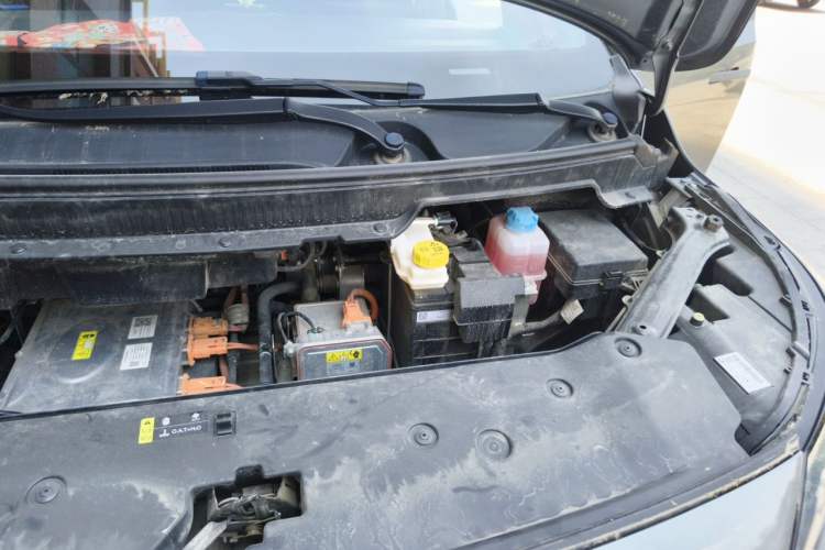Used AION Y 2023 Plus 510 Enjoy Edition Engine Bay Left
