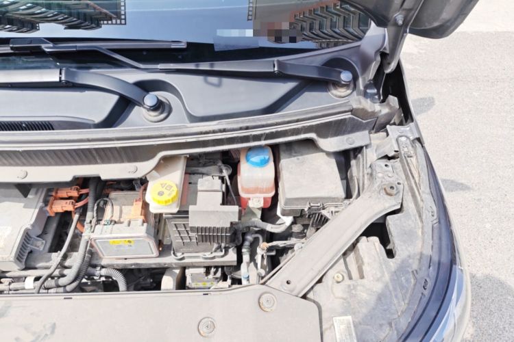 Used AION Y 2023 Plus 510 Smart Edition Engine Bay Left