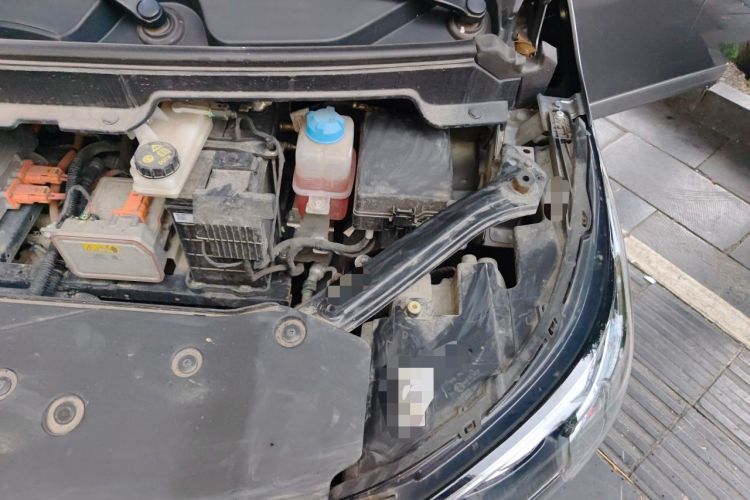 Used AION Y 2023 Plus 510 Smart Edition Engine Bay Left