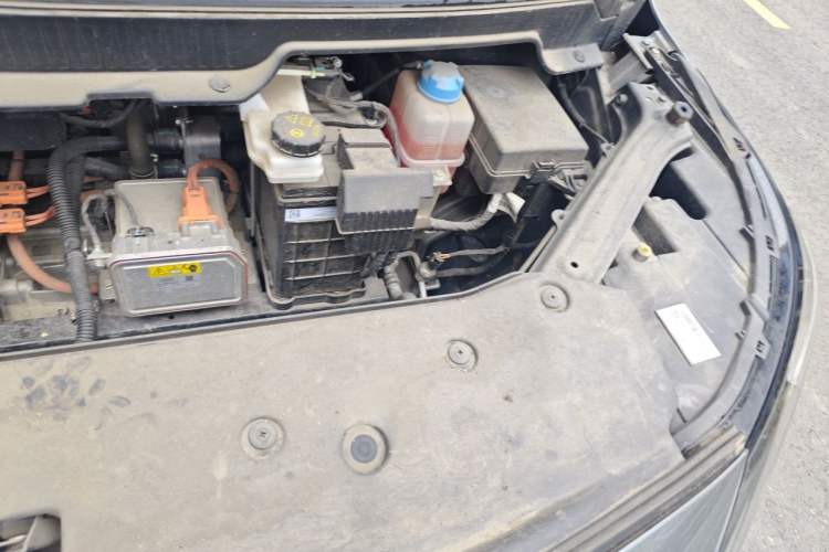Used AION Y 2023 Plus 510 Enjoy Edition Engine Bay Left