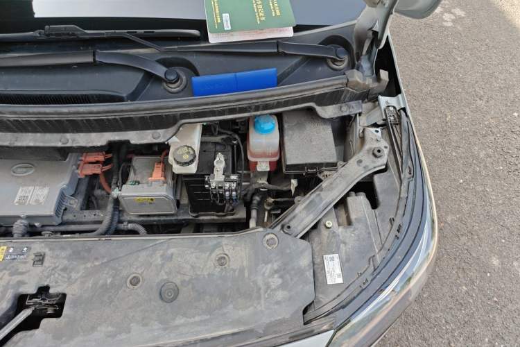 Used AION Y 2023 Plus 510 Enjoy Edition Engine Bay Left