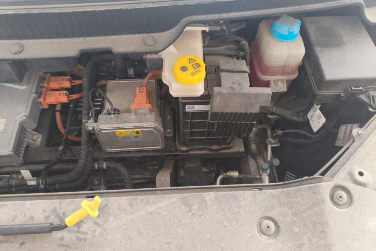 Used AION Y 2023 Plus 510 Enjoy Edition Engine Bay Left