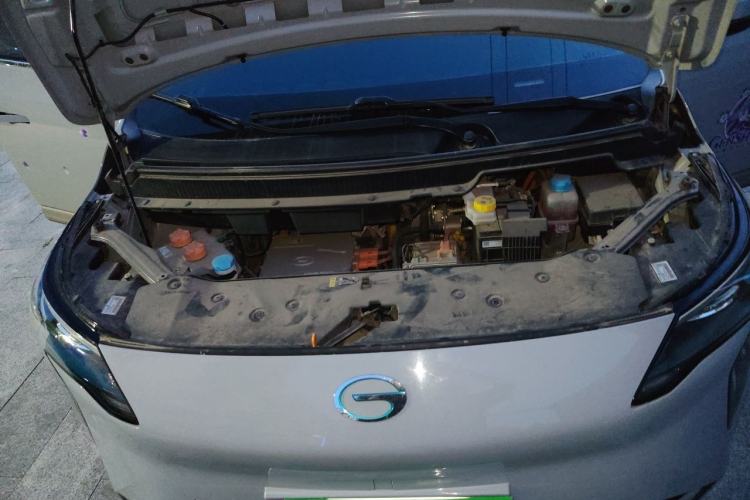 Used AION Y 2023 Younger Engine Bay