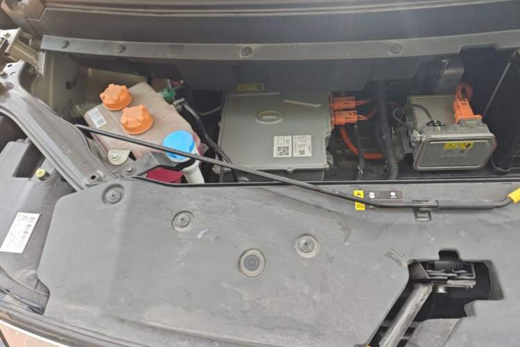Used AION Y 2023 Plus 510 Enjoy Edition Engine Bay Right