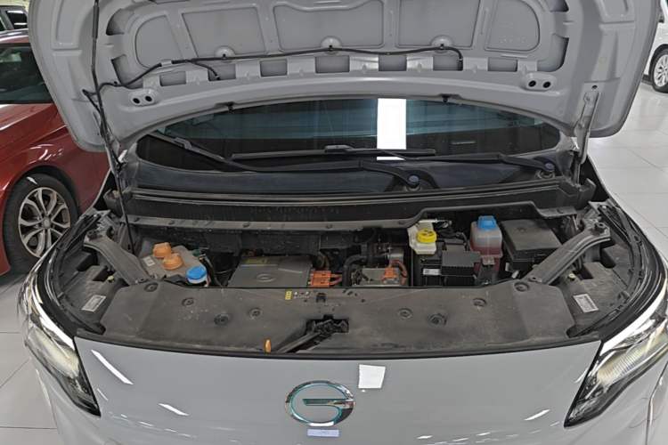 Used AION Y 2023 Plus 510 Smart Edition Engine Bay