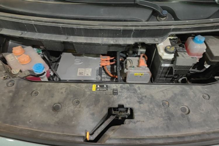 Used AION Y 2023 Plus 510 Smart Edition Engine Bay