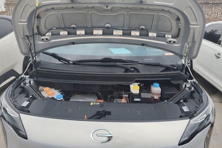 Used AION Y 2023 Younger Engine Bay