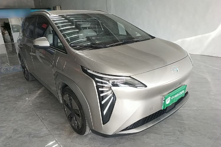 Used AION Y 2023 Younger Exterior 1