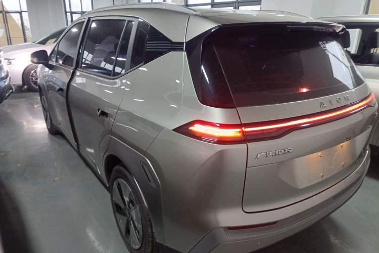 Used AION Y 2023 Plus 610 Enjoy Edition Exterior 2