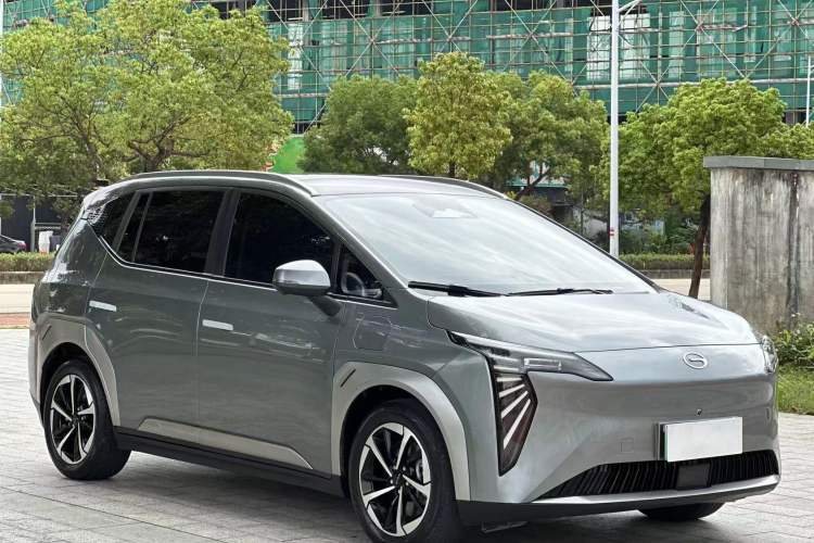 Used AION Y 2023 Plus 510 Smart Edition Exterior 2