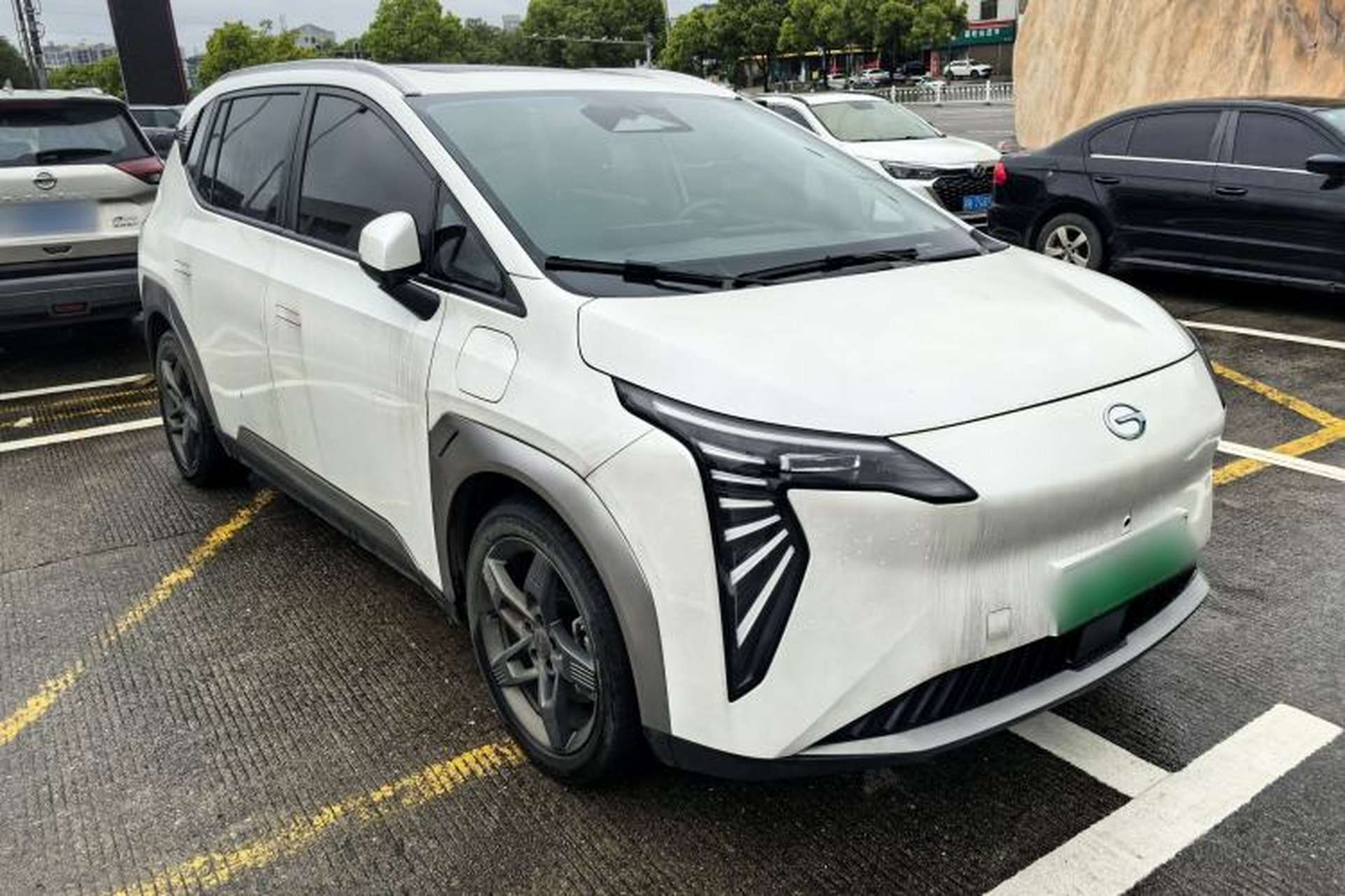 Used AION Y 2023 Plus 510 Tech Edition Exterior 2