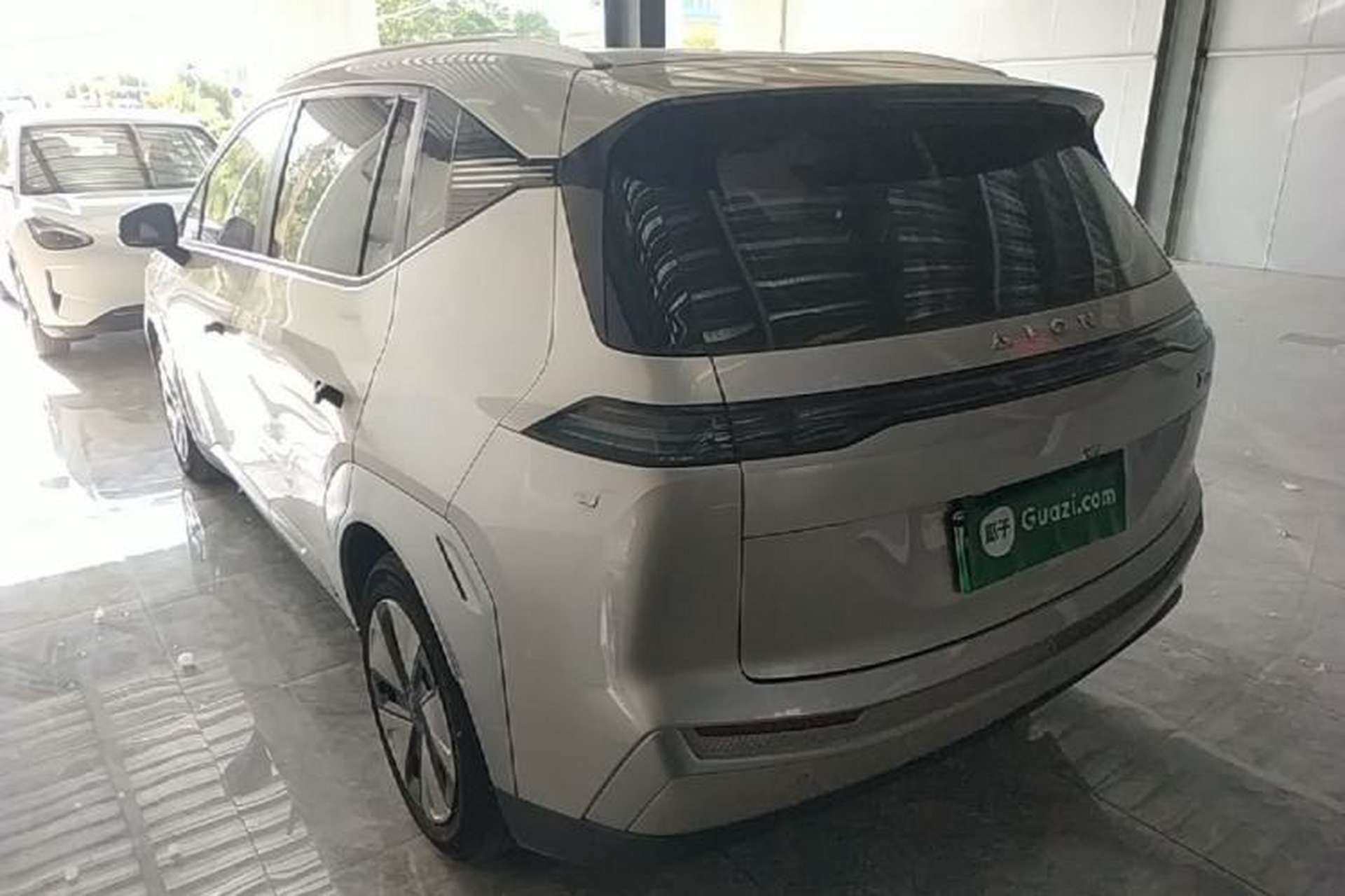 Used AION Y 2023 Younger Exterior 2