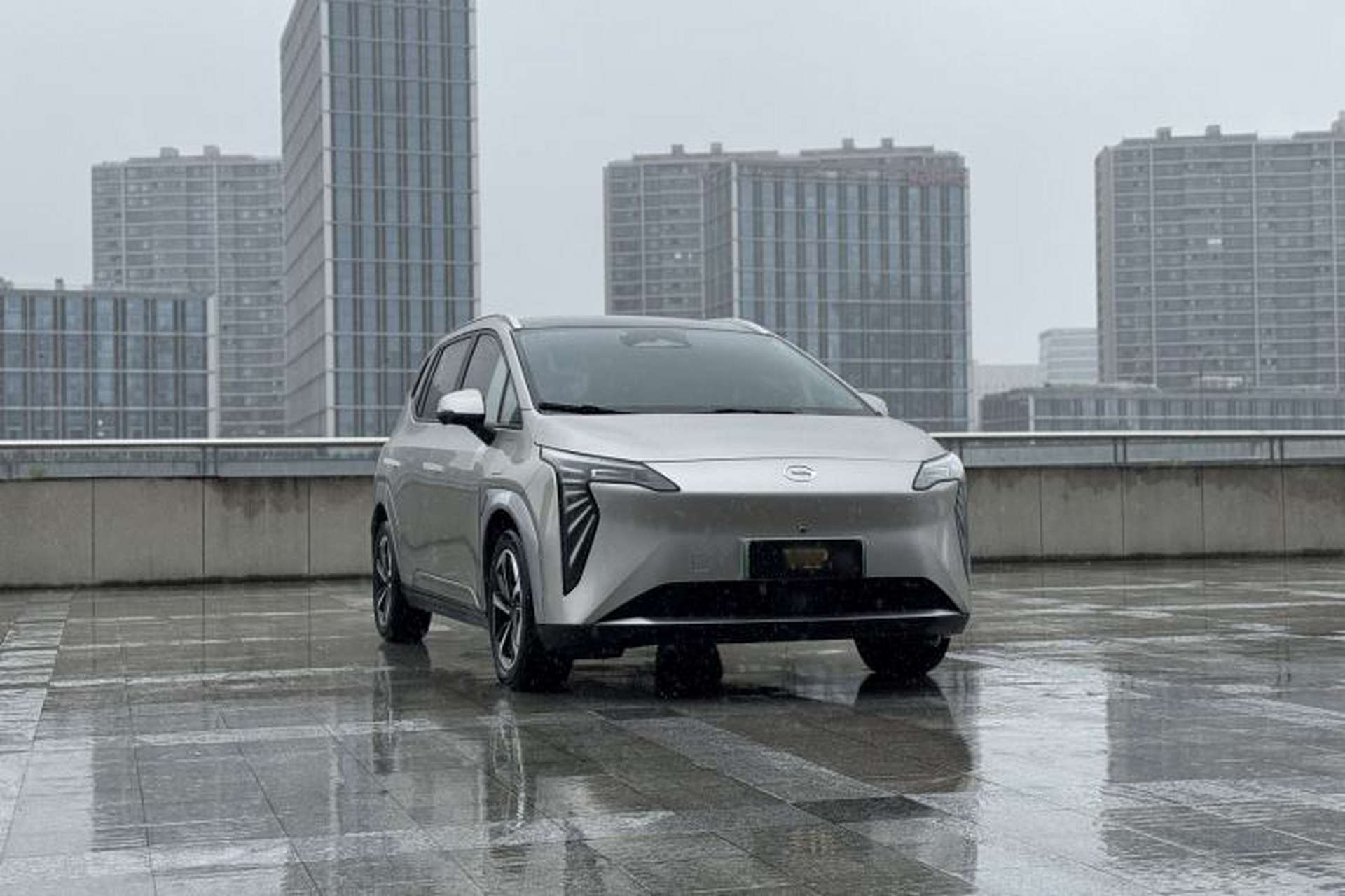 Used AION Y 2023 Younger Star Edition Exterior 2