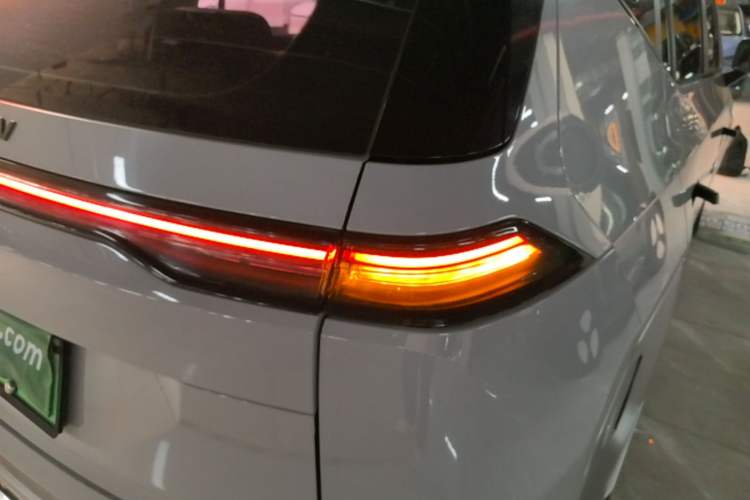 Used AION Y 2023 Plus 510 Smart Edition Exterior 3