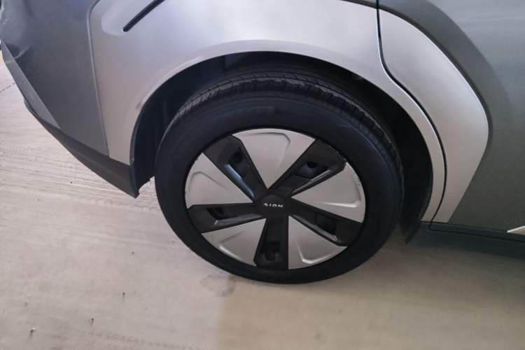 Used AION Y 2023 Plus 510 Enjoy Edition Exterior 3