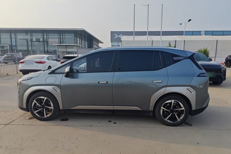 Used AION Y 2023 Plus 510 Smart Edition Exterior 3
