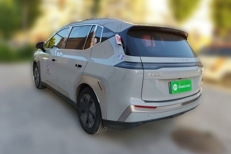 Used AION Y 2023 Younger Exterior 3