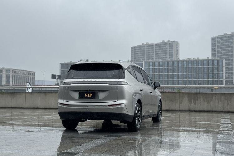 Used AION Y 2023 Younger Star Edition Exterior 3