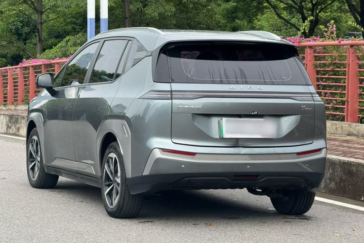 Used AION Y 2023 Younger Star Edition Exterior 4