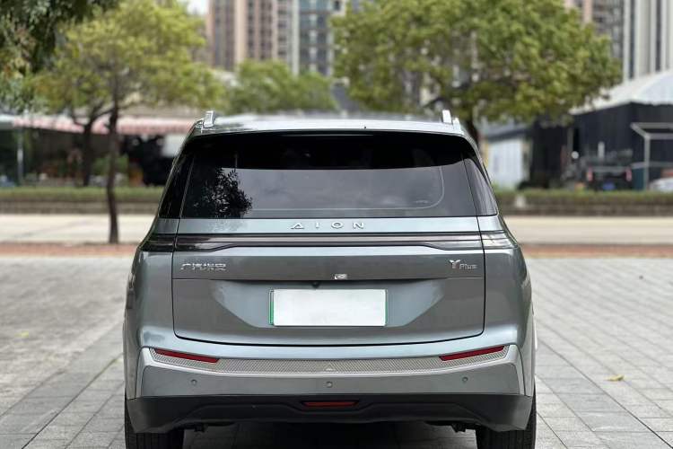 Used AION Y 2023 Plus 510 Smart Edition Exterior 4