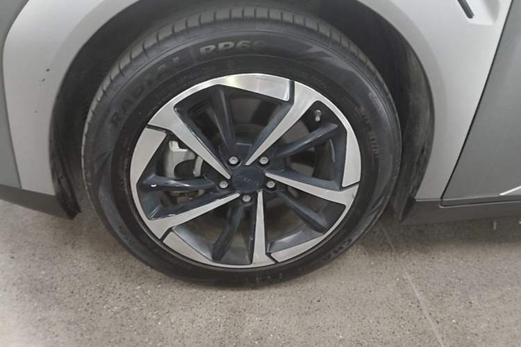 Used AION Y 2023 Plus 510 Smart Edition Exterior 4