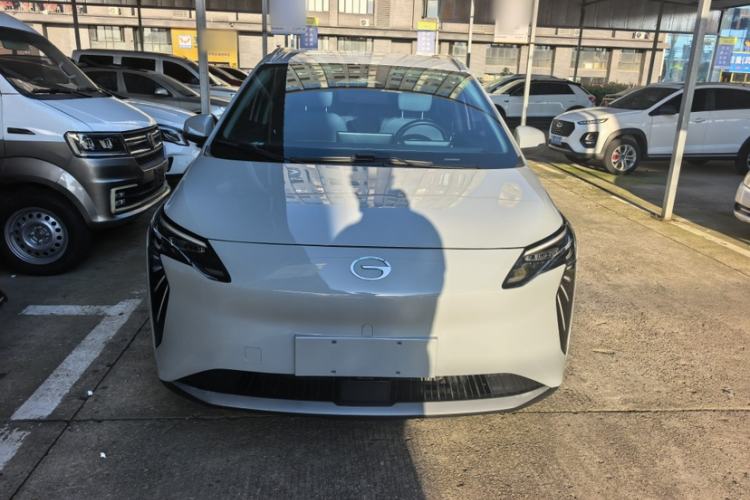 Used AION Y 2023 Plus 510 Enjoy Edition Exterior 4