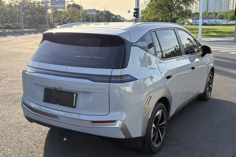 Used AION Y 2023 Plus 510 Smart Edition Exterior 4