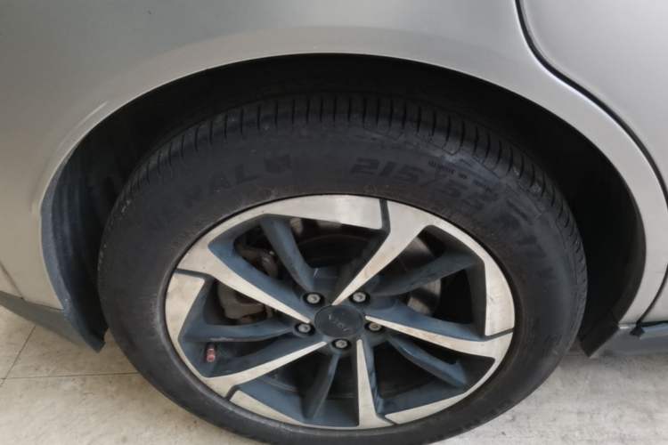 Used AION Y 2023 Plus 510 Smart Edition Exterior 5