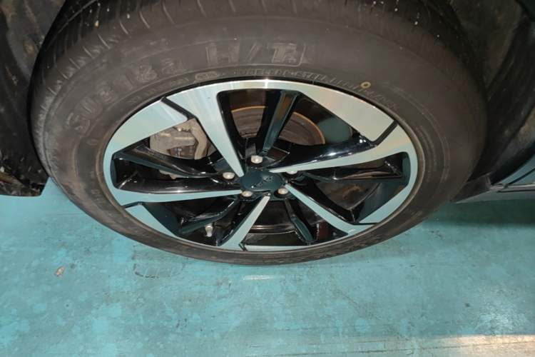 Used AION Y 2023 Plus 510 Smart Edition Exterior 5