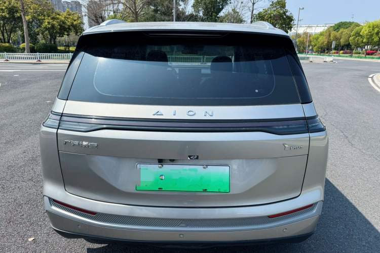 Used AION Y 2023 Plus 510 Smart Edition Exterior 5
