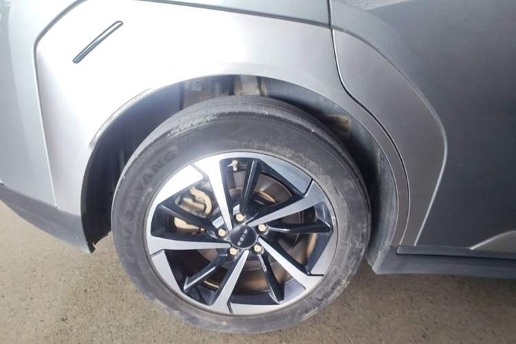 Used AION Y 2023 Plus 510 Smart Edition Exterior 5