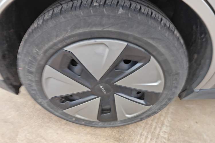 Used AION Y 2023 Plus 510 Enjoy Edition Exterior 5