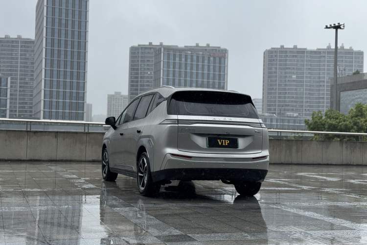 Used AION Y 2023 Younger Star Edition Exterior 5