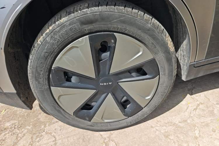 Used AION Y 2023 Plus 510 Enjoy Edition Exterior 5