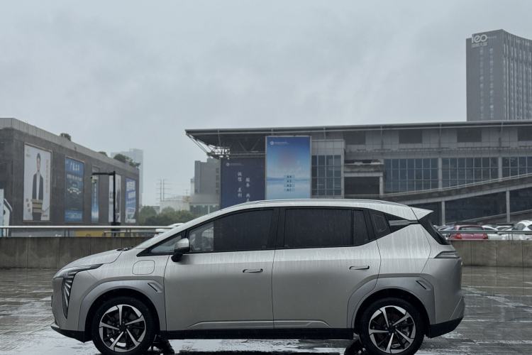 Used AION Y 2023 Younger Star Edition Exterior 6