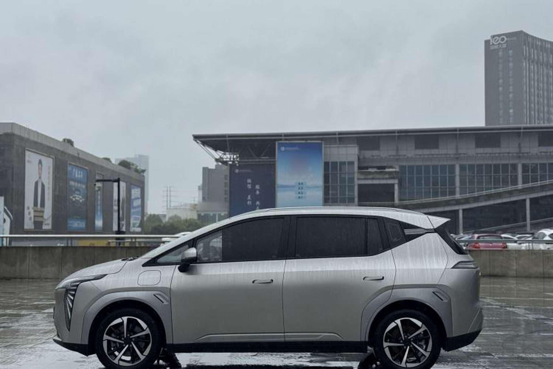 Used AION Y 2023 Younger Star Edition Exterior 6