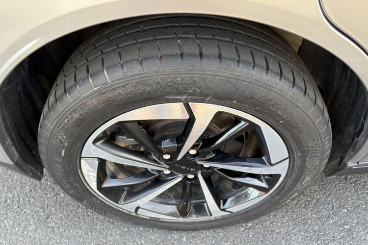 Used AION Y 2023 Plus 510 Smart Edition Exterior 8