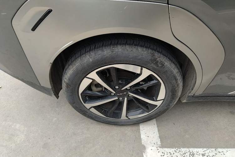 Used AION Y 2023 Plus 510 Smart Edition Exterior 9