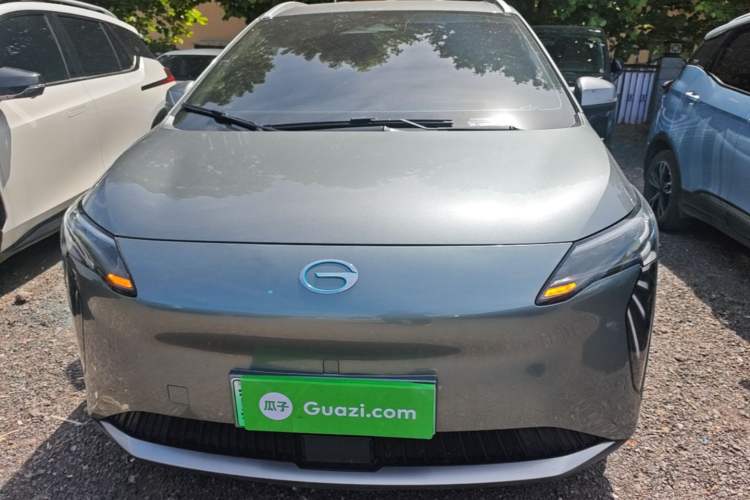 Used AION Y 2023 Plus 510 Enjoy Edition Front