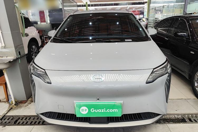 Used AION Y 2023 Plus 610 Smart Edition Ternary Lithium Front