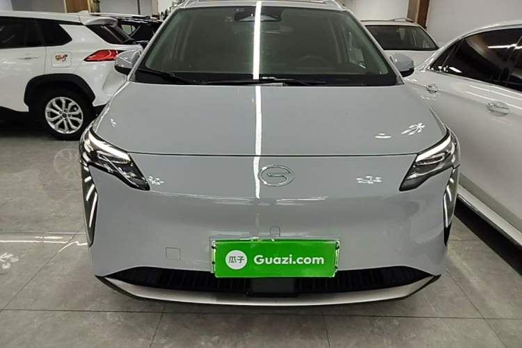 Used AION Y 2023 Plus 510 Enjoy Edition Front