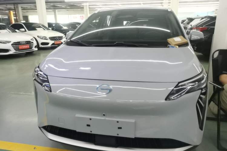 Used AION Y 2023 Younger Front