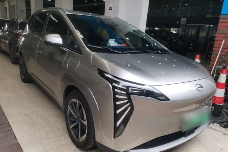 Used AION Y 2023 Plus 510 Smart Edition Front Right 45 Deg