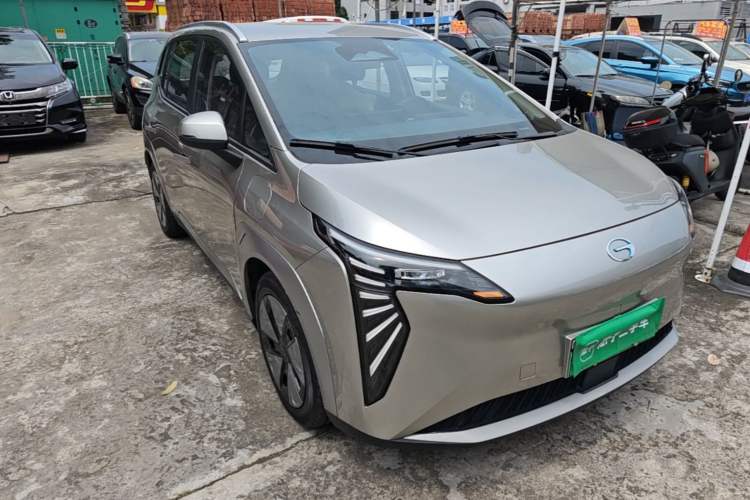 Used AION Y 2023 Plus 610 Enjoy Edition Front Right 45 Deg